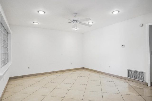 2878 Donnelly Drive 106, Lake Worth, FL 33462