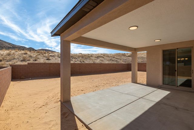 4805 Guadalupe Peak Street SW, Los Lunas, NM 87031