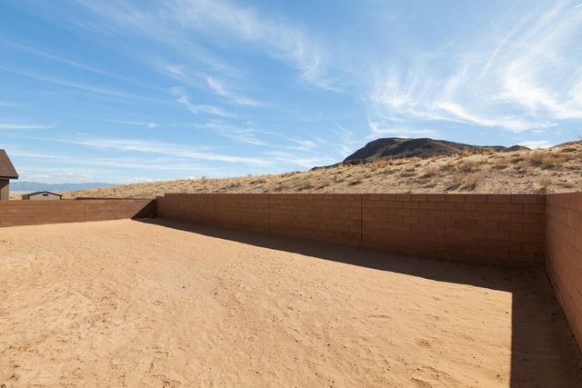 4805 Guadalupe Peak Street SW, Los Lunas, NM 87031