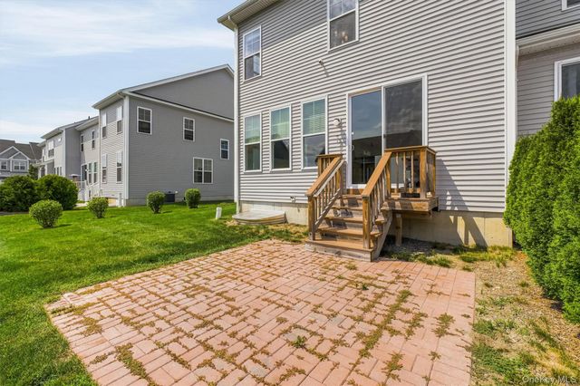 12 Fenton Way, Hopewell Junction, NY 12533