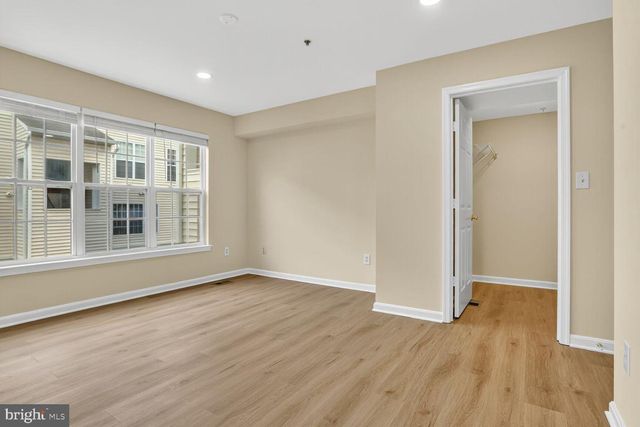 2492 QUICK ST #103, Herndon, VA 20171