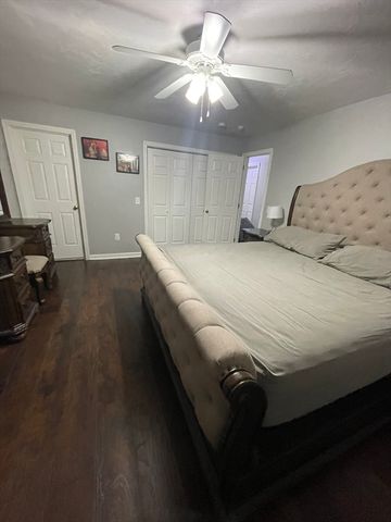 22 Columbia Ave, Fitchburg, MA 01420