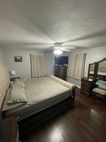 22 Columbia Ave, Fitchburg, MA 01420