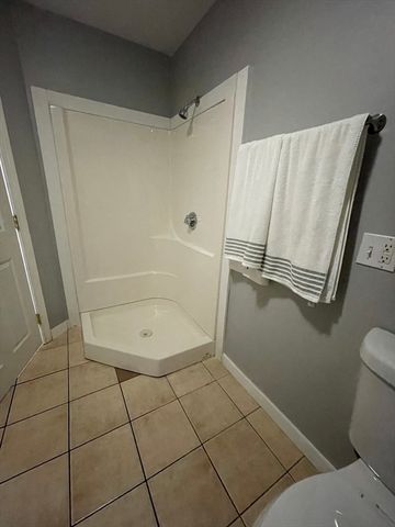 22 Columbia Ave, Fitchburg, MA 01420