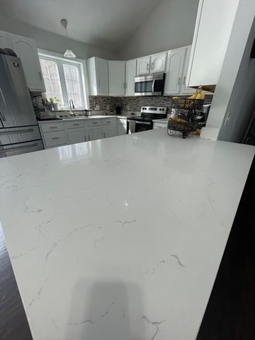 22 Columbia Ave, Fitchburg, MA 01420