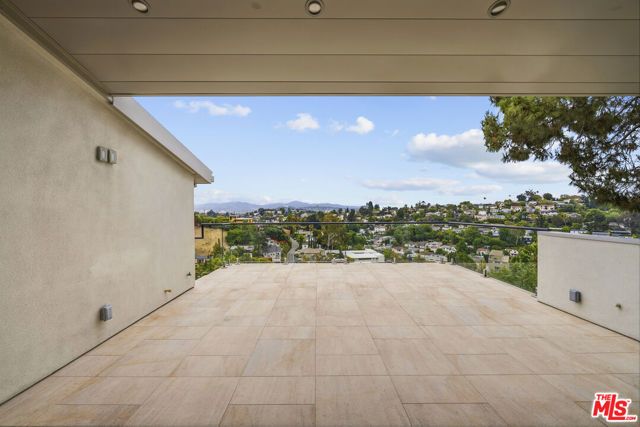 2388 Lyric Avenue, Los Angeles, CA 90027