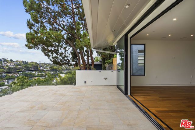 2388 Lyric Avenue, Los Angeles, CA 90027
