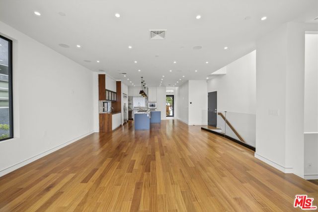 2388 Lyric Avenue, Los Angeles, CA 90027