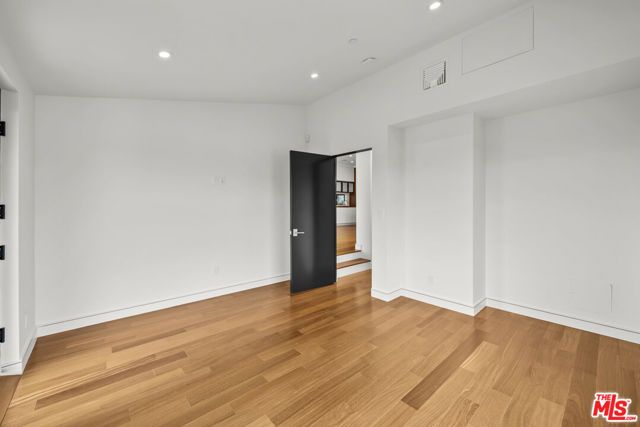 2388 Lyric Avenue, Los Angeles, CA 90027