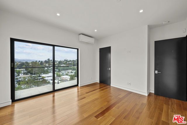 2388 Lyric Avenue, Los Angeles, CA 90027