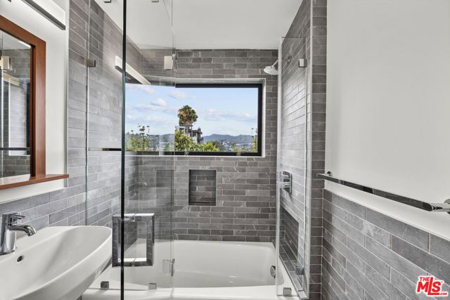2388 Lyric Avenue, Los Angeles, CA 90027