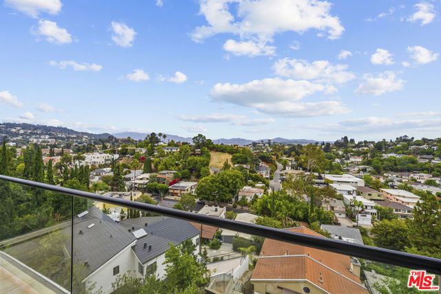 2388 Lyric Avenue, Los Angeles, CA 90027