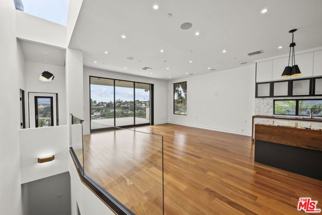 2388 Lyric Avenue, Los Angeles, CA 90027