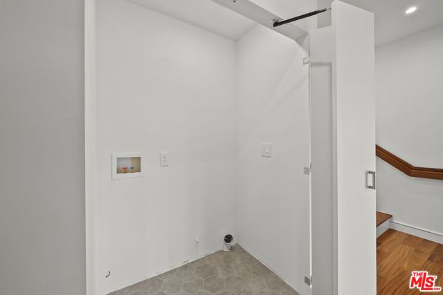 2388 Lyric Avenue, Los Angeles, CA 90027