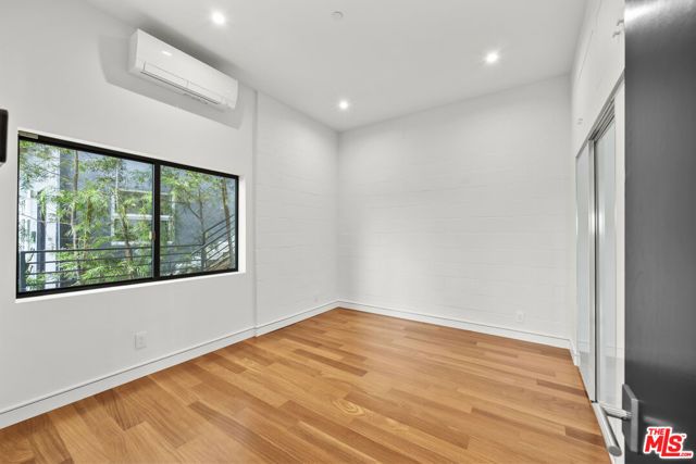 2388 Lyric Avenue, Los Angeles, CA 90027