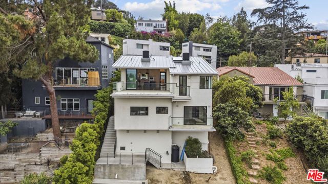 2388 Lyric Avenue, Los Angeles, CA 90027
