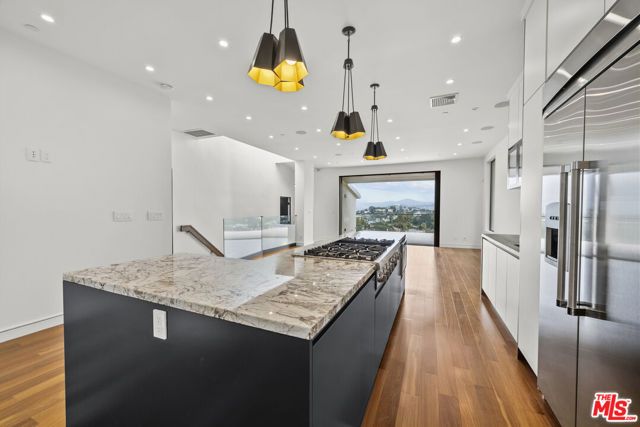 2388 Lyric Avenue, Los Angeles, CA 90027
