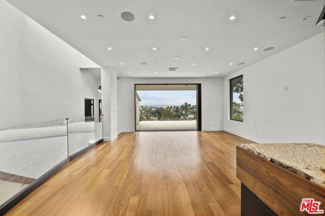 2388 Lyric Avenue, Los Angeles, CA 90027