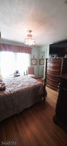 90 Hudson St, Clifton City, NJ 07011