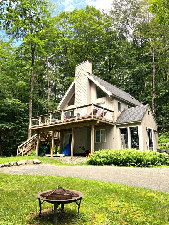 22 Lower Howes Road A89, Wilmington, VT 05363