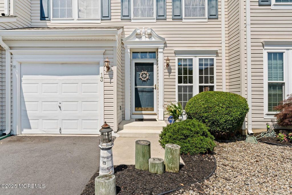 13 Skimmer Lane 48, Bayville, NJ 08721
