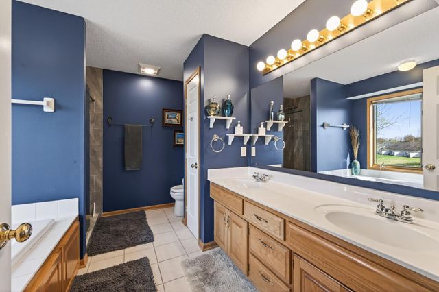 7895 Hill Road, Woodbury, MN 55125