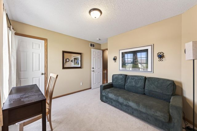 7895 Hill Road, Woodbury, MN 55125
