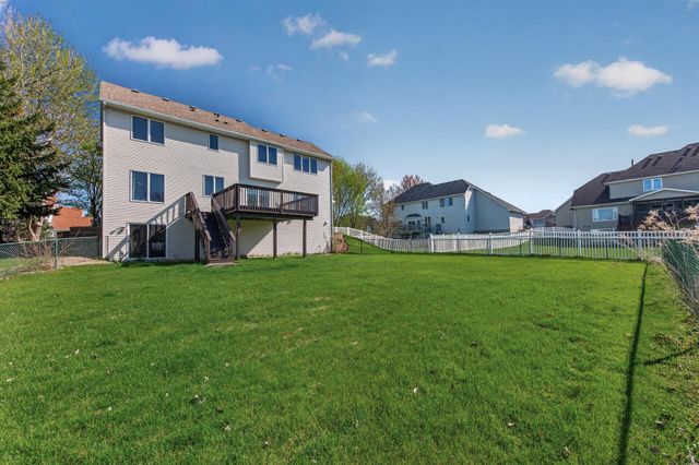 7895 Hill Road, Woodbury, MN 55125