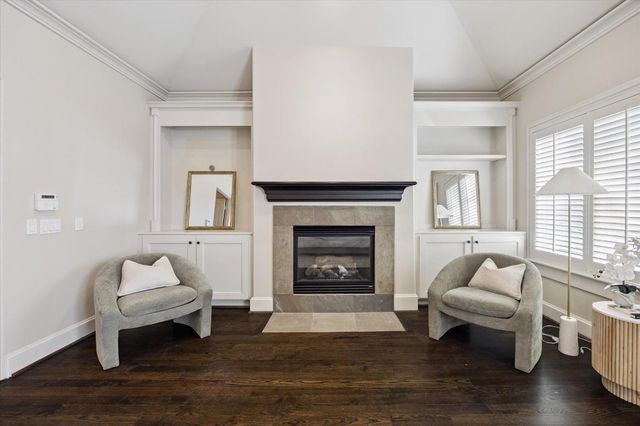 2145 Fairview Avenue, Houston, TX 77019