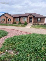 777 Woodleaf Drive, Pueblo West, CO 81007