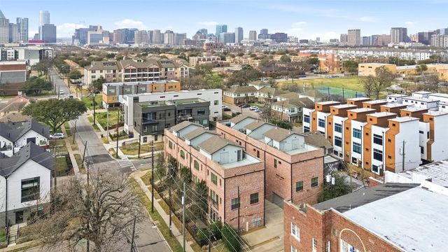 1900 Caddo Street 2, Dallas, TX 75204