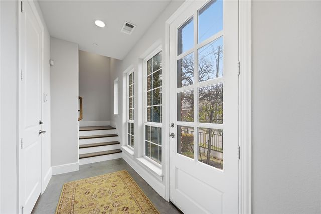 1900 Caddo Street 2, Dallas, TX 75204