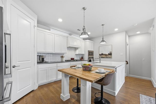 1900 Caddo Street 2, Dallas, TX 75204