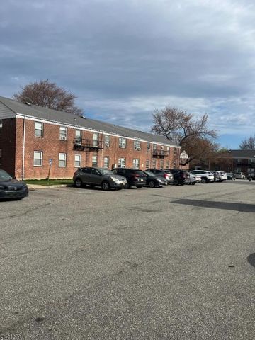 935 Broad St 35B, Bloomfield Twp., NJ 07003