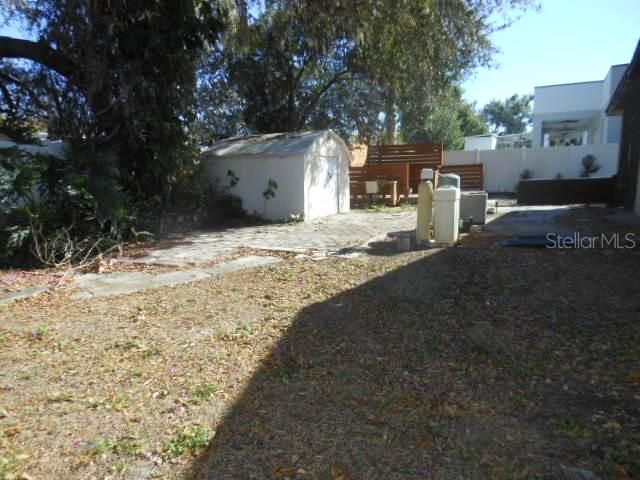 8421 N ORANGEVIEW AVENUE, Tampa, FL 33617