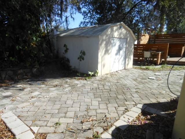 8421 N ORANGEVIEW AVENUE, Tampa, FL 33617