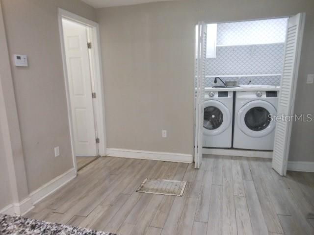 8421 N ORANGEVIEW AVENUE, Tampa, FL 33617