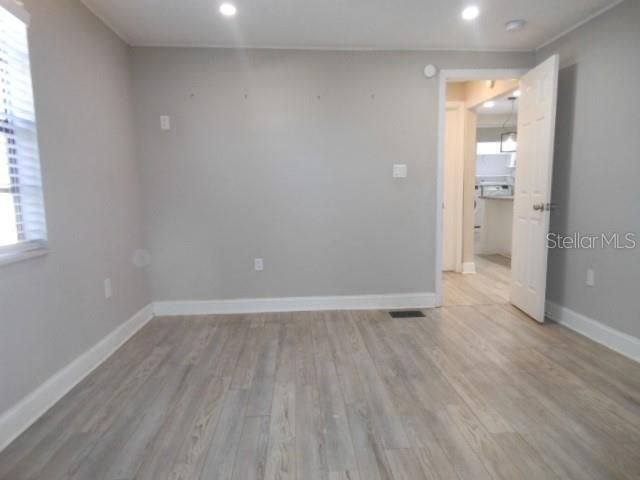 8421 N ORANGEVIEW AVENUE, Tampa, FL 33617