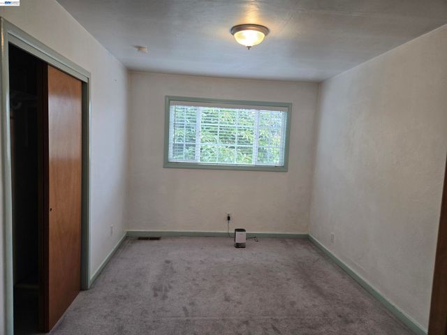 1243 62nd Ave, Oakland, CA 94621