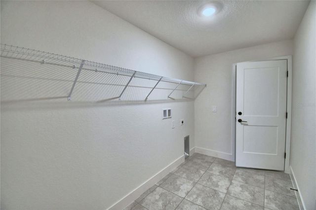 4611 CALAMINT LANE, Auburndale, FL 33823