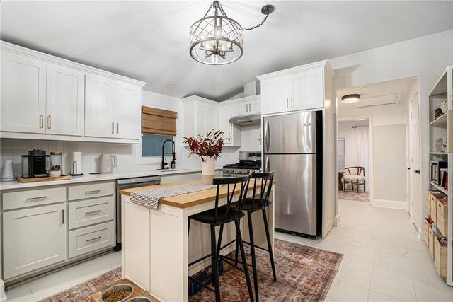 1812 Defoor Avenue, Atlanta, GA 30318