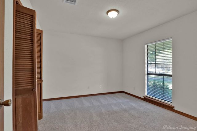 421 Edgemont Drive, Bossier City, LA 71111