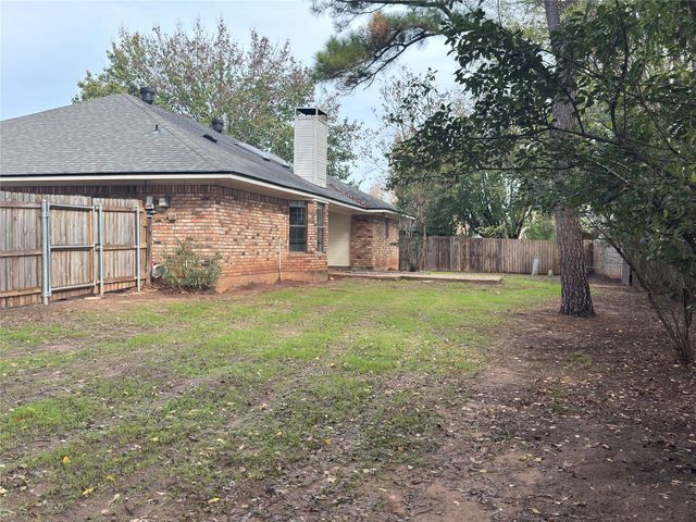 421 Edgemont Drive, Bossier City, LA 71111