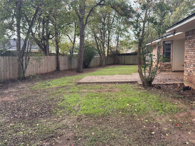 421 Edgemont Drive, Bossier City, LA 71111