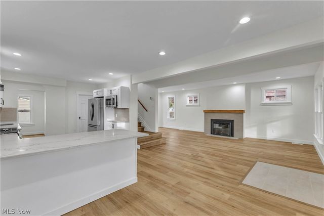 3299 Yorkshire Road, Cleveland Heights, OH 44118