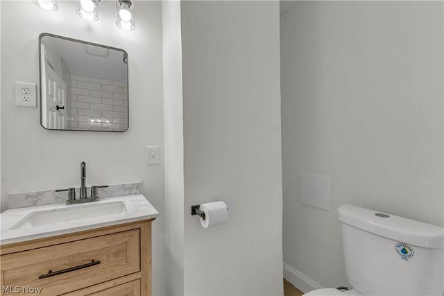 3299 Yorkshire Road, Cleveland Heights, OH 44118