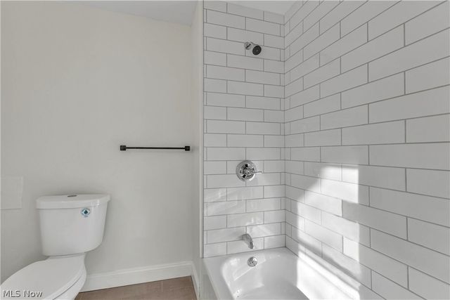 3299 Yorkshire Road, Cleveland Heights, OH 44118