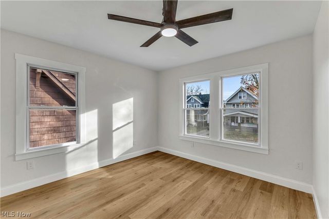 3299 Yorkshire Road, Cleveland Heights, OH 44118