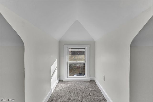 3299 Yorkshire Road, Cleveland Heights, OH 44118