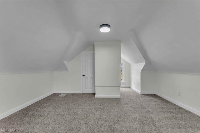 3299 Yorkshire Road, Cleveland Heights, OH 44118